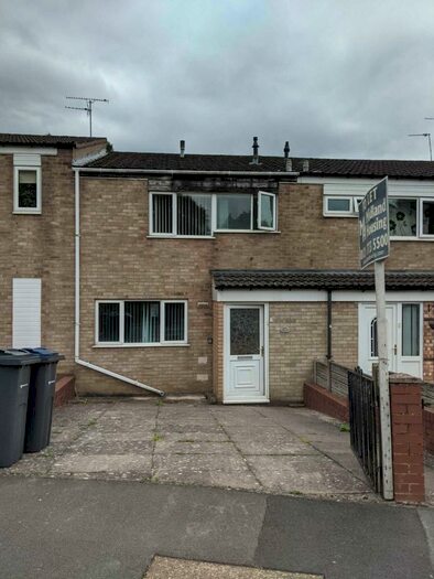 3 Bedroom Terraced House To Rent In Little Hill Way, Bartley Green, Birmingham, B32