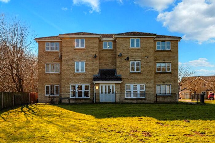 2 Bedroom Flat For Sale In Longley Ings, Oxspring, Sheffield, S36