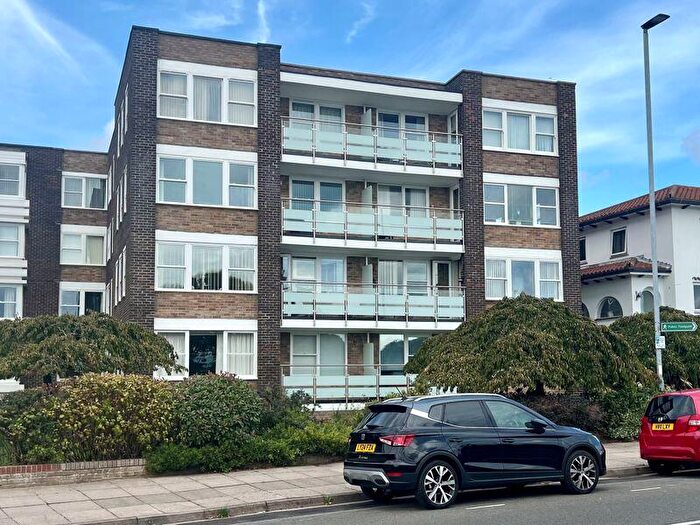 3 Bedroom Flat For Sale In Eastern Parade, Southsea, PO4