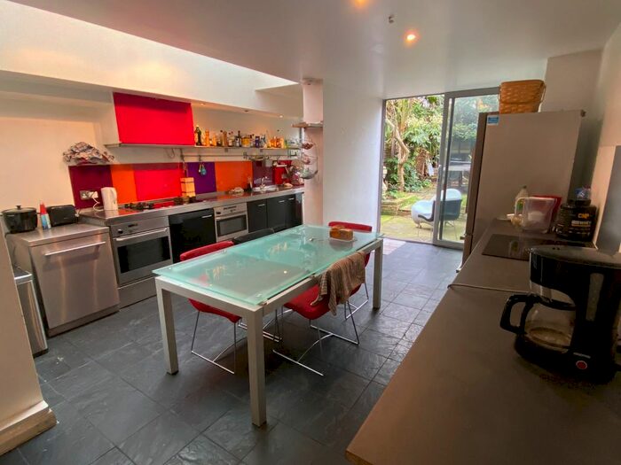 5 Bedroom Terraced House To Rent In Jeffreys Street, Camden, Kentish Town, Euston, West End, Regents Park, Primrose Hill, Ucl, London NW1