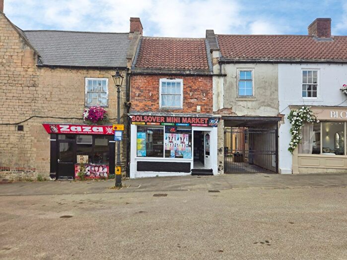 3 Bedroom Office For Sale In Market Place, Chesterfield, S44