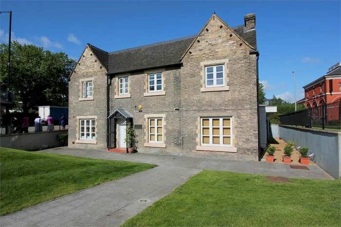 1 Bedroom Flat To Rent In Gatekeepers Lodge, High Street, Hornsey, N8