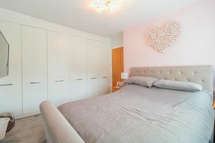 3 Bedroom Semi-Detached House For Sale In Woodcote Avenue, London, NW7