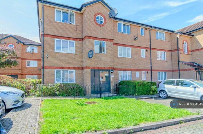 1 Bedroom Flat To Rent In Harrier Way, London, E6