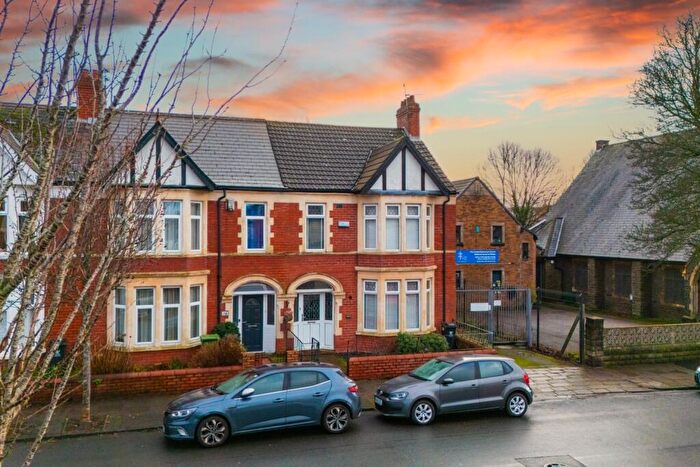 3 Bedroom End Of Terrace House For Sale In Minster Road, Penylan, CF23