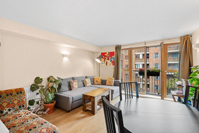 1 Bedroom Flat For Sale In Big Hill, London, E5