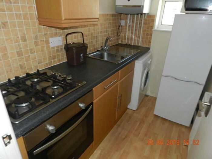 1 Bedroom Flat To Rent In Northcote Street, Roath, CF24