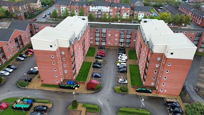 2 Bedroom Flat To Rent In City Link, Hessel Street, Salford, Manchester, M50