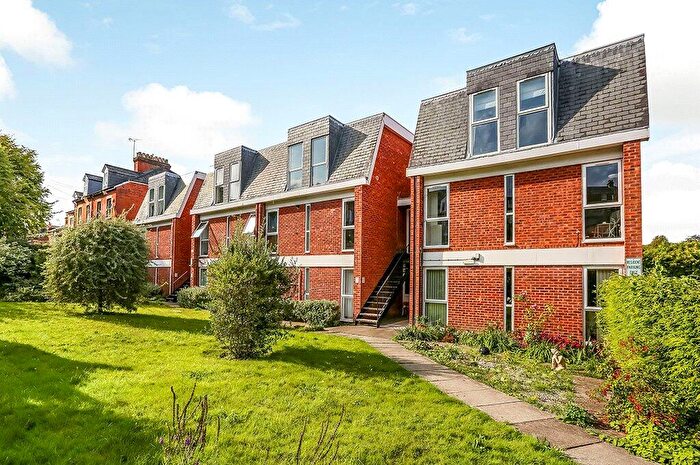 2 Bedroom Apartment To Rent In Elm Court, Elm Road, Winchester, SO22