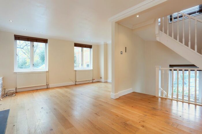 3 Bedroom Terraced House To Rent In Meadow Place, Edensor Road, London W4