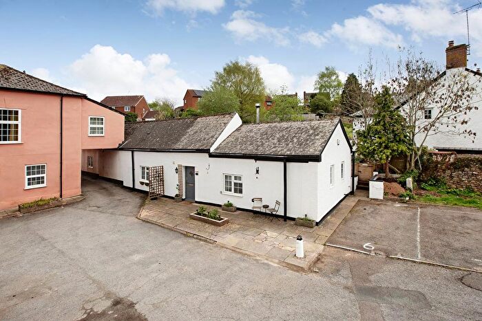 1 Bedroom Cottage For Sale In Kenton Mews, Kenton, EX6