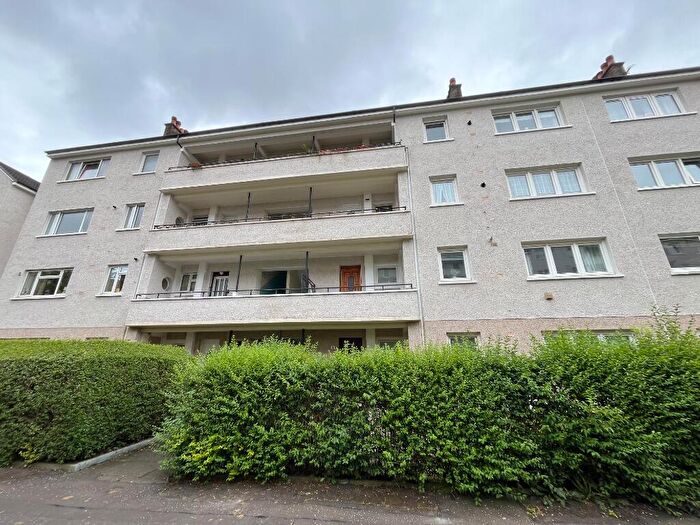 3 Bedroom Flat To Rent In Thornwood Road, Thornwood, Glasgow, G11