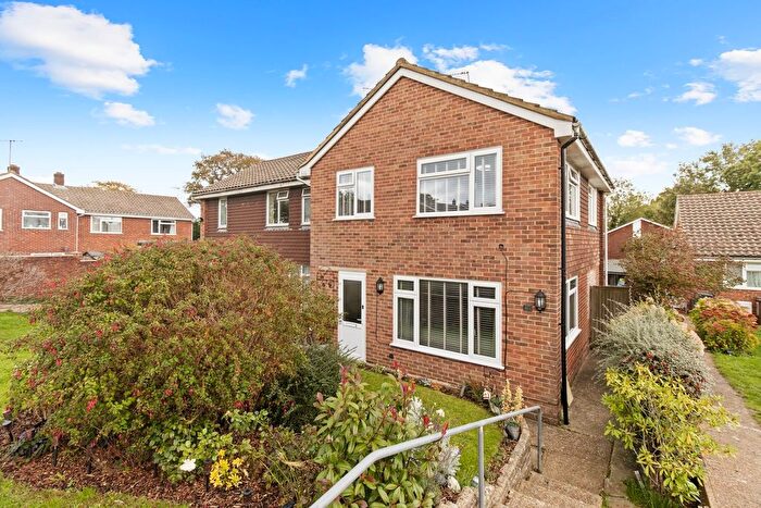 3 Bedroom Semi-Detached House For Sale In Grange Close, Horam, Heathfield, TN21