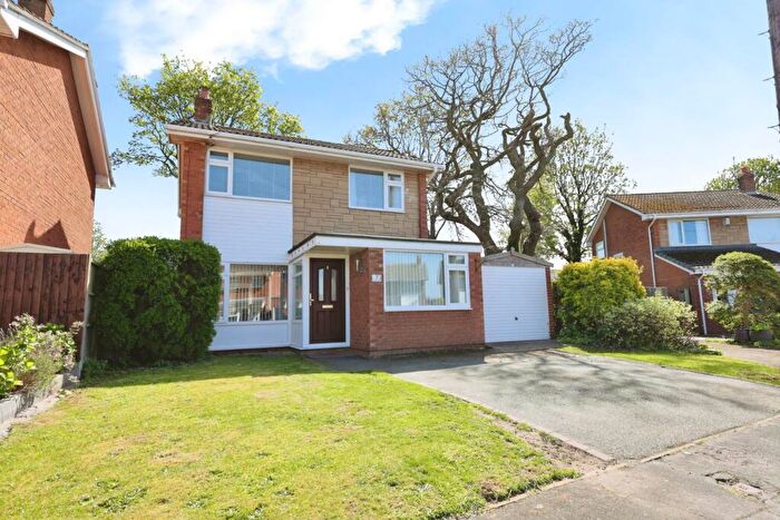 3 Bedroom Detached House For Sale In Harris Close, Spital, CH63