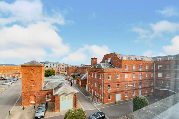 1 Bedroom Flat To Rent In Salt Meat Lane, Gosport, PO12