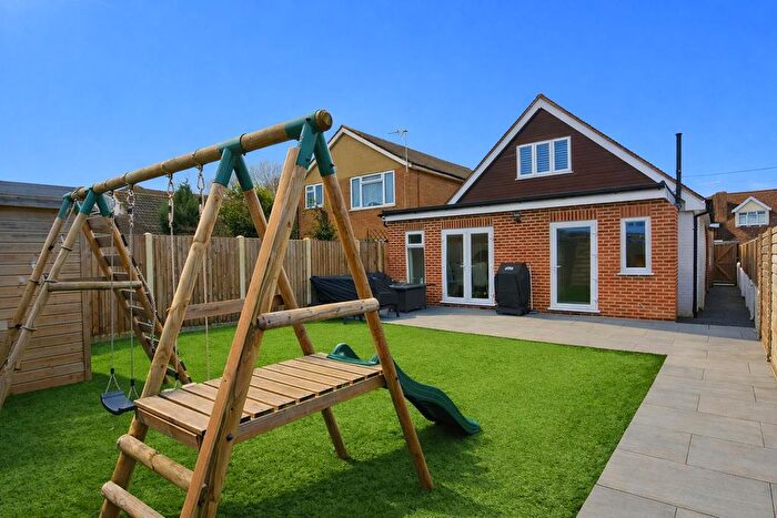 3 Bedroom Property For Sale In Ashgrove Road, Ashford, TW15