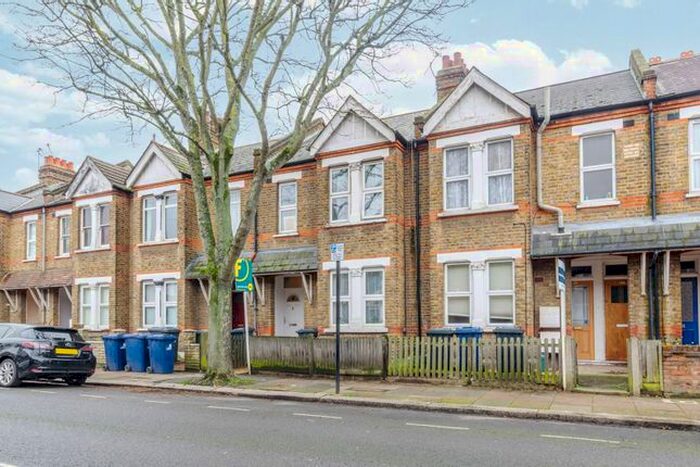 1 Bedroom Flat To Rent In Cumberland Road, Hanwell, London, W7