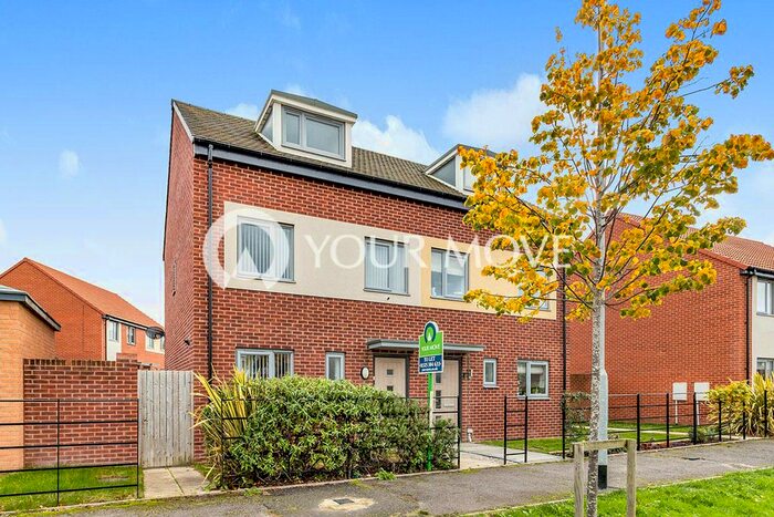 3 Bedroom Semi-Detached House To Rent In John Williams Boulevard, Darlington, Durham, DL1