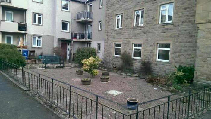 2 Bedroom Flat To Rent In Maxton Court, Dalkeith, EH22