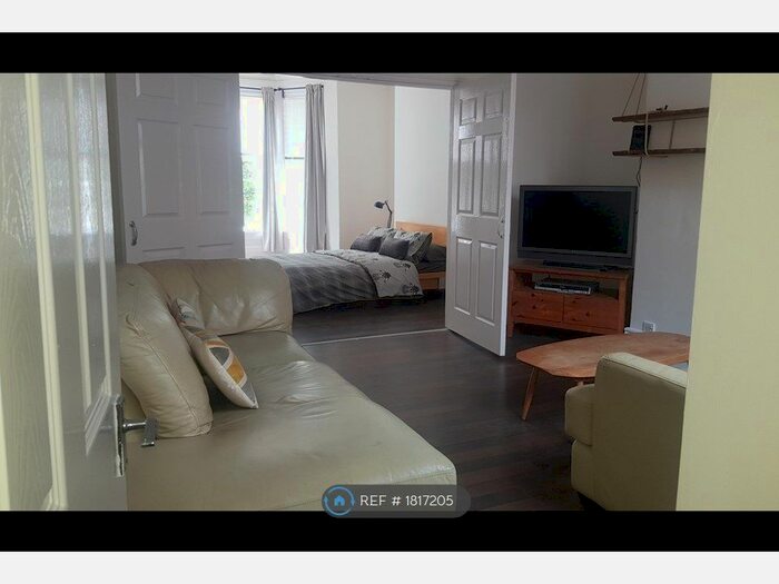 1 Bedroom Flat To Rent In Back Kendal Lane, Leeds, LS3