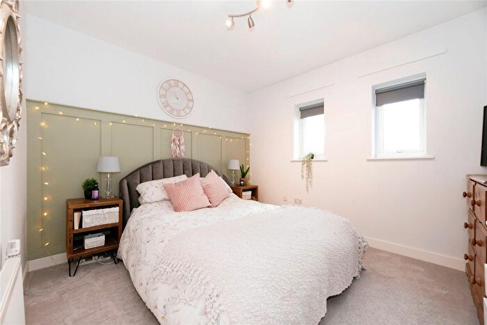 2 Bedroom Flat For Sale In Miller Place, Epsom, Surrey, KT19