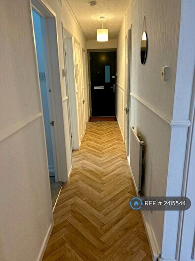 2 Bedroom Flat To Rent In Craster Square, Newcastle Upon Tyne, NE3