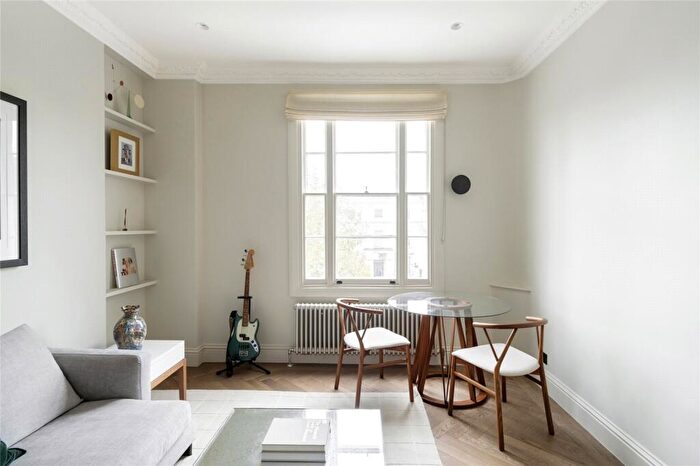 1 Bedroom Apartment For Sale In Hamilton Terrace, London, NW8