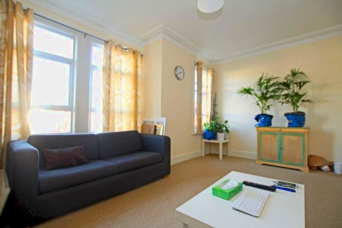 2 Bedroom Flat To Rent In Seaford Road, London, W13