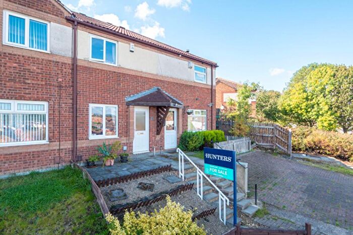 2 Bedroom Terraced House For Sale In Musgrave View, Leeds, LS13