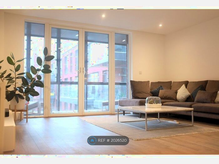 2 Bedroom Flat To Rent In Gaumont Place, London, SW2