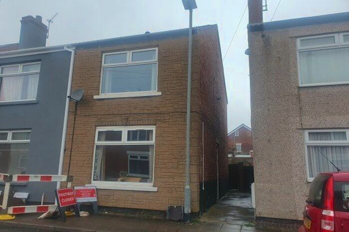 2 Bedroom Semi-Detached House To Rent In Hall Street, Mansfield, NG18