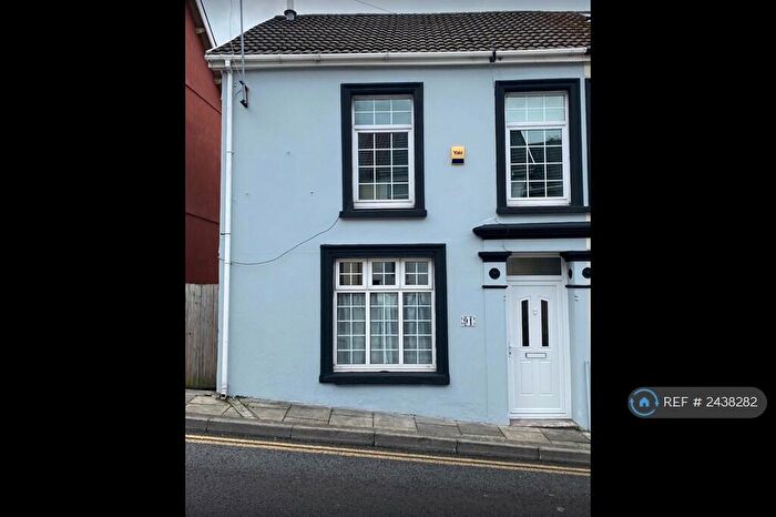 3 Bedroom Semi-Detached House To Rent In Twynrodyn Road, Merthyr Tydfil, CF47