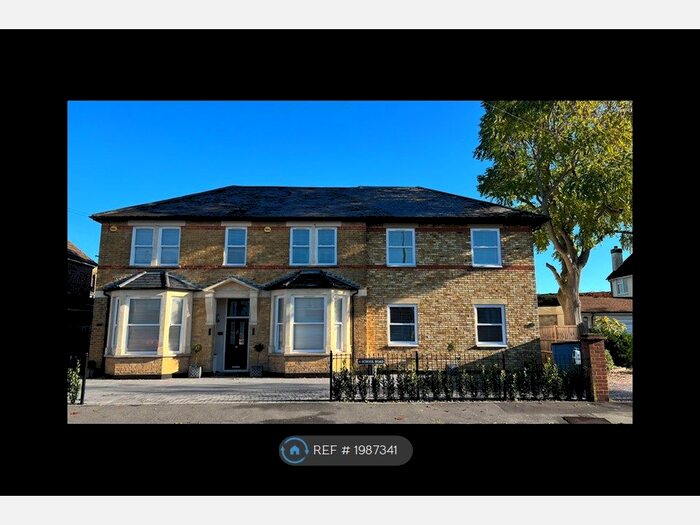 2 Bedroom Flat To Rent In School Road, Ashford, Surrey, TW15