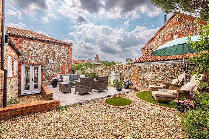 2 Bedroom Property For Sale In Holt Road, Langham, Holt, NR25