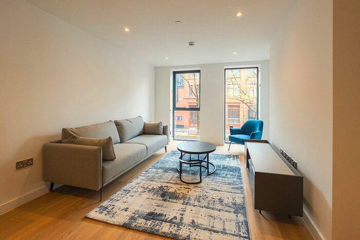2 Bedroom Apartment To Rent In Whitworth Street, Manchester, M1