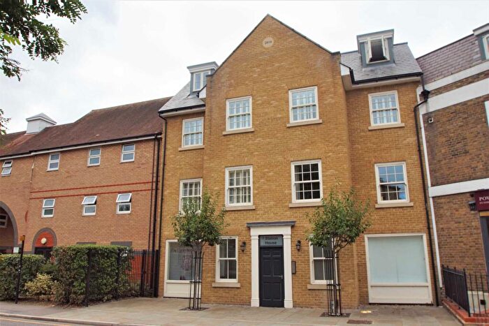 2 Bedroom Apartment To Rent In Railway Street, Hertford, Hertfordshire, SG14
