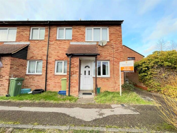 1 Bedroom End Of Terrace House To Rent In Clay Hill, Two Mile Ash, Milton Keynes, MK8