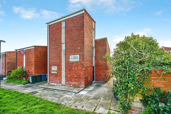 3 Bedroom End Terrace House For Sale In Acregate, Skelmersdale, Lancashire, WN8