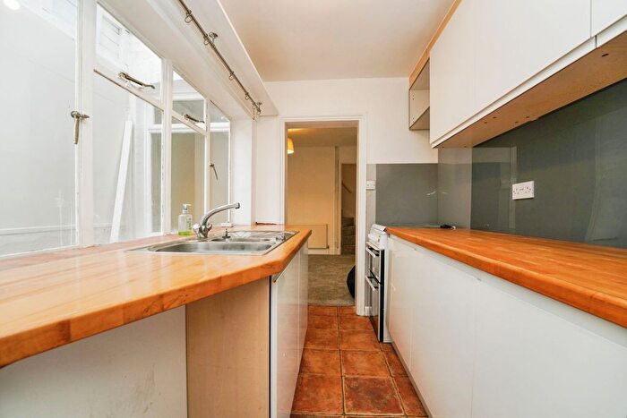 2 Bedroom Detached House For Sale In Prince Rupert Road, Worcester, Worcestershire, WR5