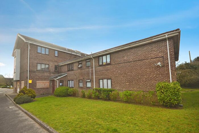 Studio For Sale In Brighton Road, Southgate, Crawley, RH10