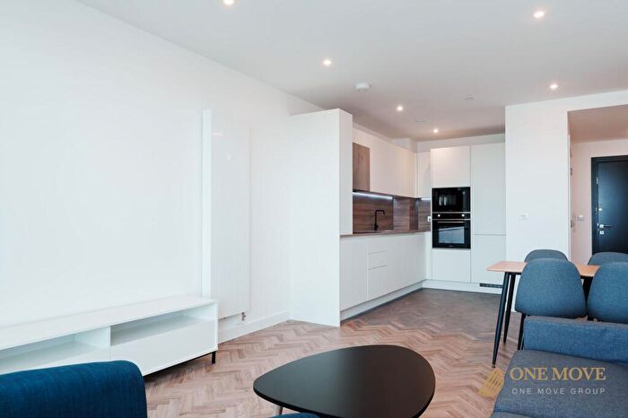 Studio To Rent In Skyline Apartments, London, E3