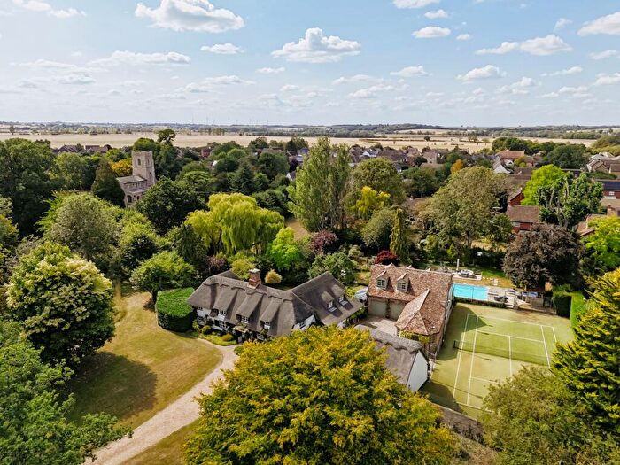 5 Bedroom Detached House For Sale In The Green, Hilton, PE28