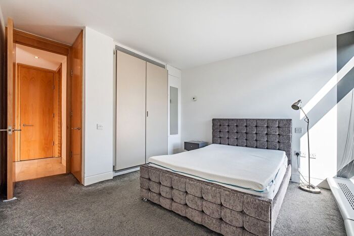 1 Bedroom Flat To Rent In Albert Embankment, London, SE1