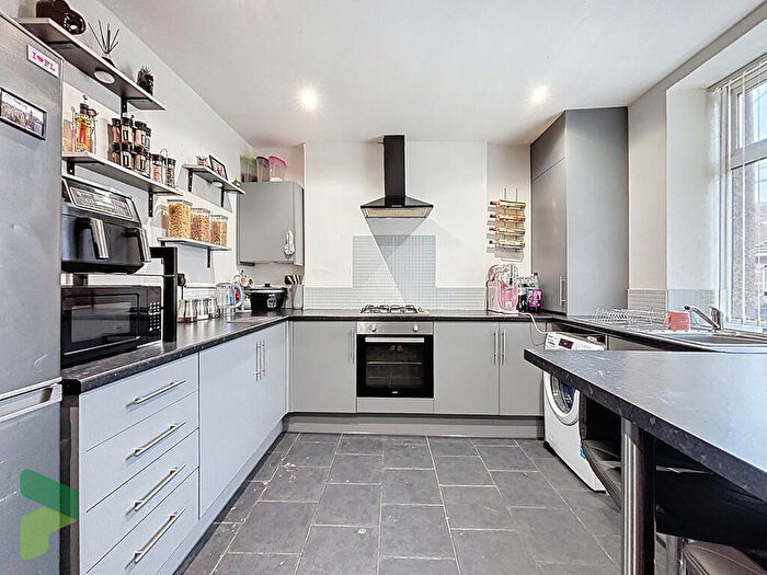 3 Bedroom Terraced House For Sale In Sarah Street, Darwen, BB3