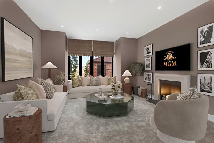 5 Bedroom Detached House For Sale In Rockfield Road, Oxted, RH8