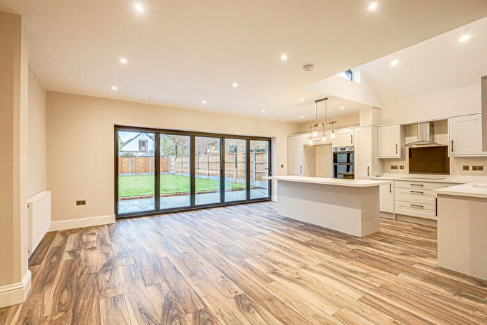 3 Bedroom Detached Bungalow To Rent In Canvey Road, Leigh-on-Sea, SS9