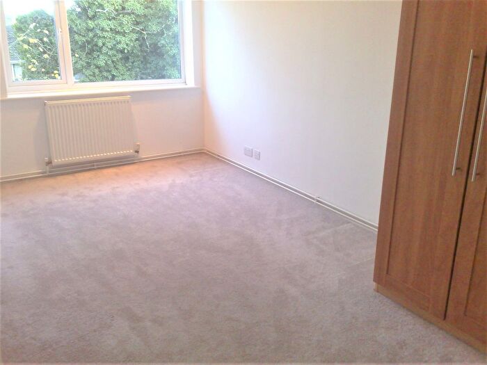 2 Bedroom Flat To Rent In Dunwood Court, Boyn Valley Road, SL6