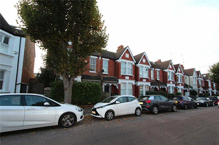 2 Bedroom Apartment To Rent In Princes Avenue, London, N22