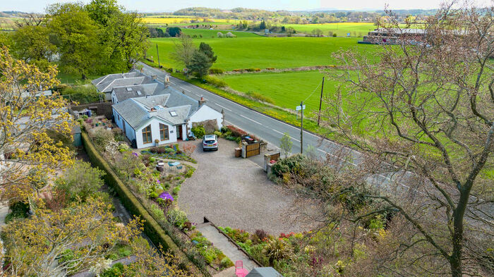 4 Bedroom Cottage For Sale In Merrylees Cottage, Linlithgow, EH49