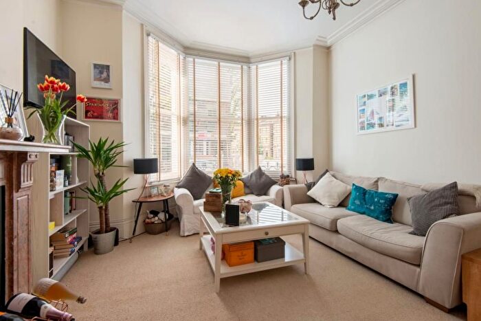 1 Bedroom Flat To Rent In Ainger Road, Primrose Hill, NW3
